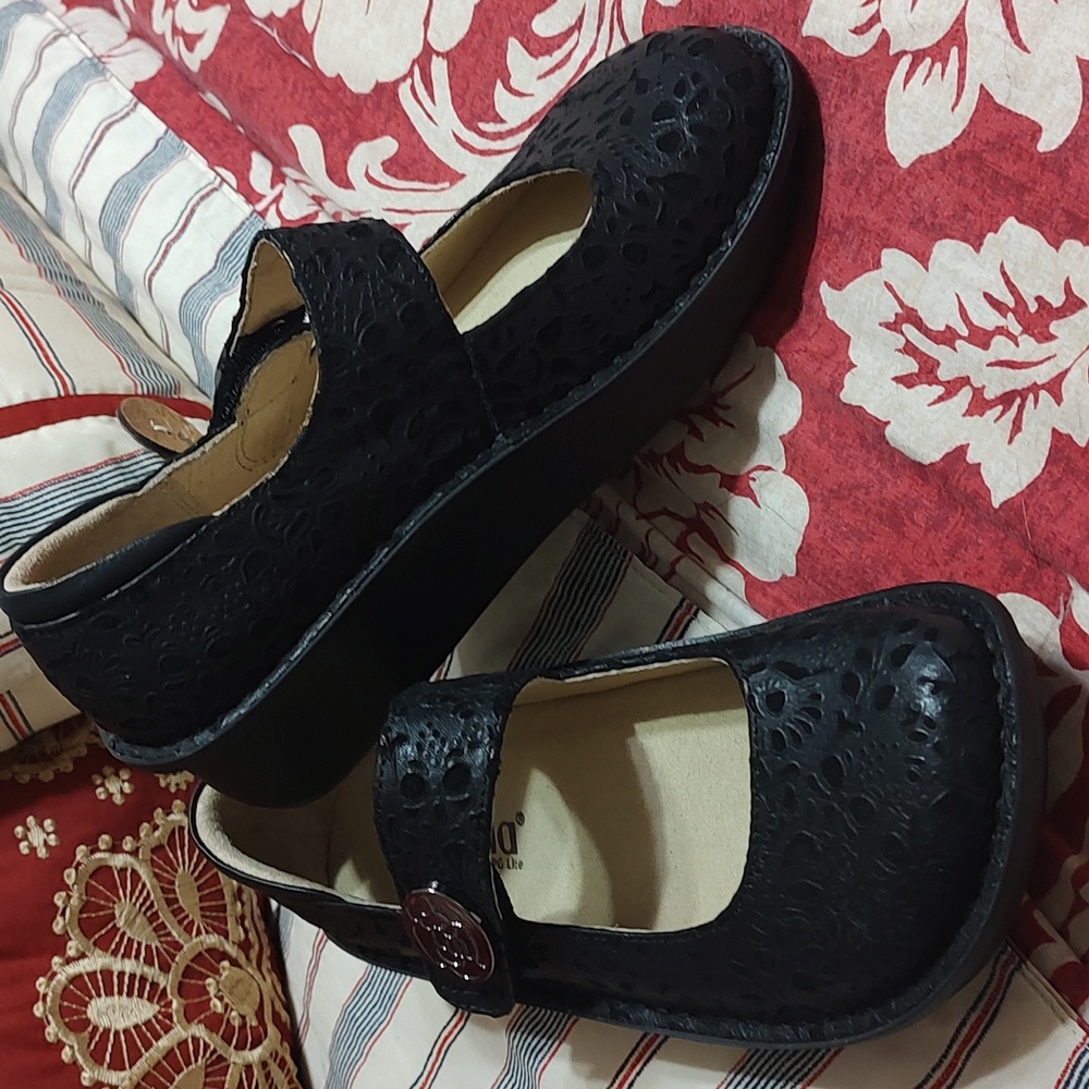 Women's Alegria, Black, Mary Jane style, size 35